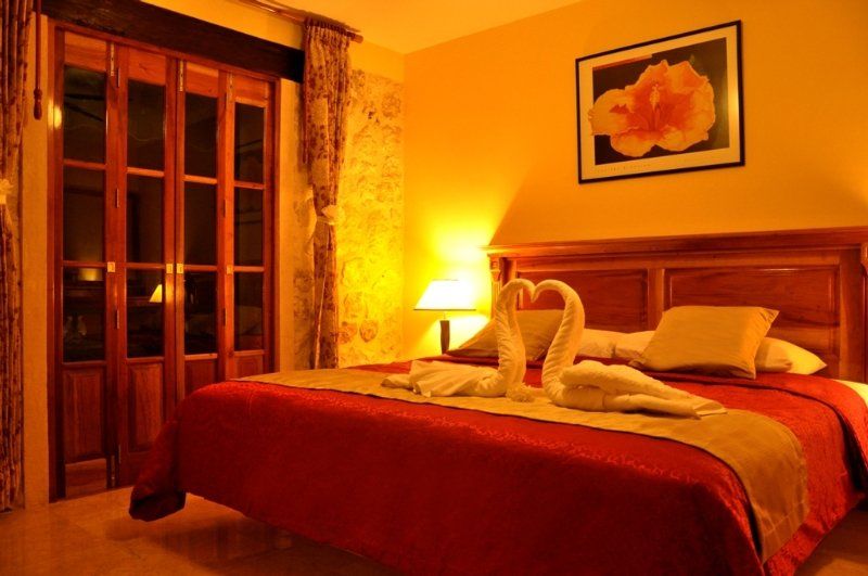Mallorca Hotel & Suites Канкун Экстерьер фото